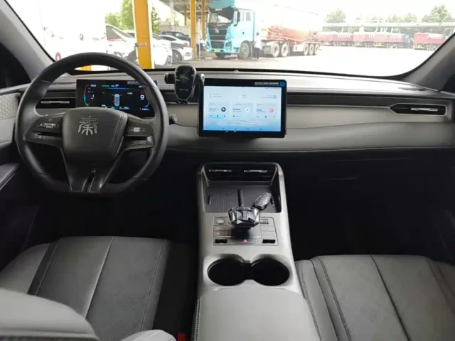 BYD Qin PLUS — Фото автомобиля 9