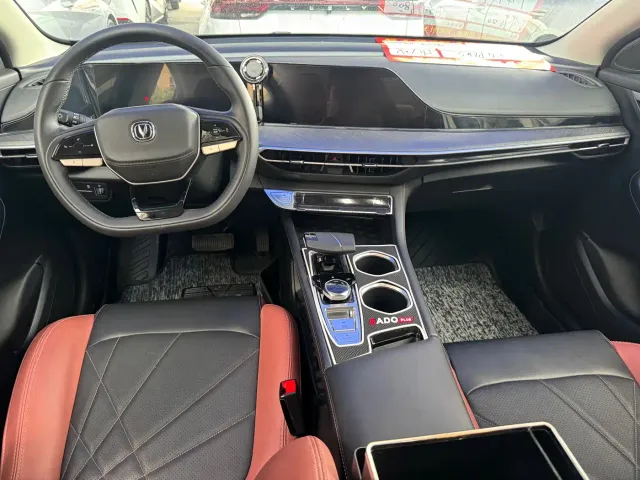 Changan Eado — Фото автомобиля 5