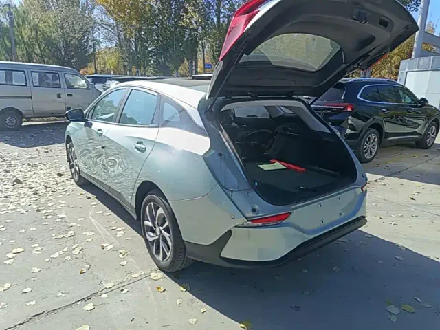 Buick Velite 6 — Фото автомобиля 4