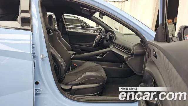 Hyundai Avante CN7 — Фото автомобиля 11