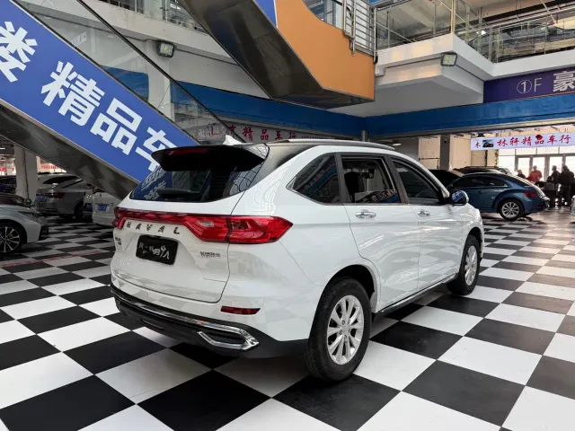 Haval M6 — Фото автомобиля 6