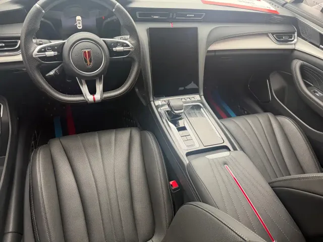 Hongqi H5 — Фото автомобиля 6