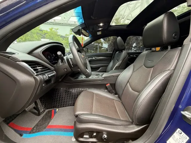 Cadillac CT5 — Фото автомобиля 8