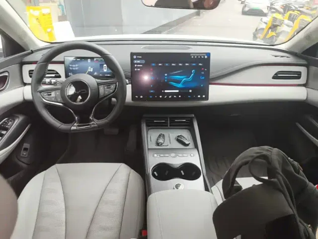 BYD Seal 06 DM-i Touring — Фото автомобиля 9