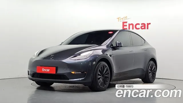 Фотография автомобиля — Tesla Model Y