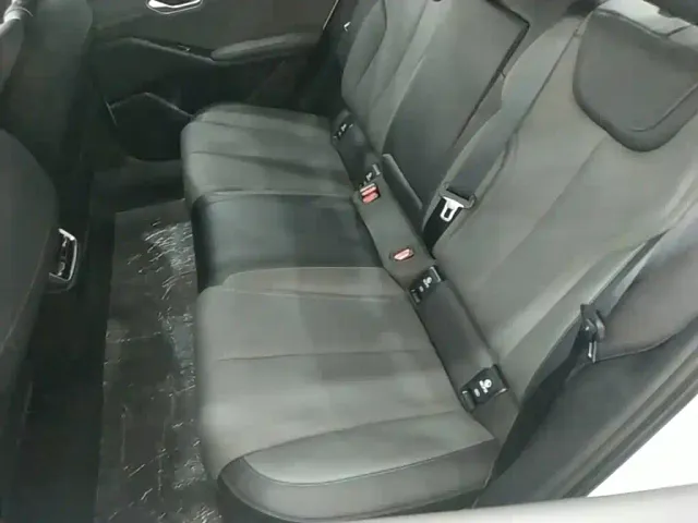 BYD Qin L — Фото автомобиля 16
