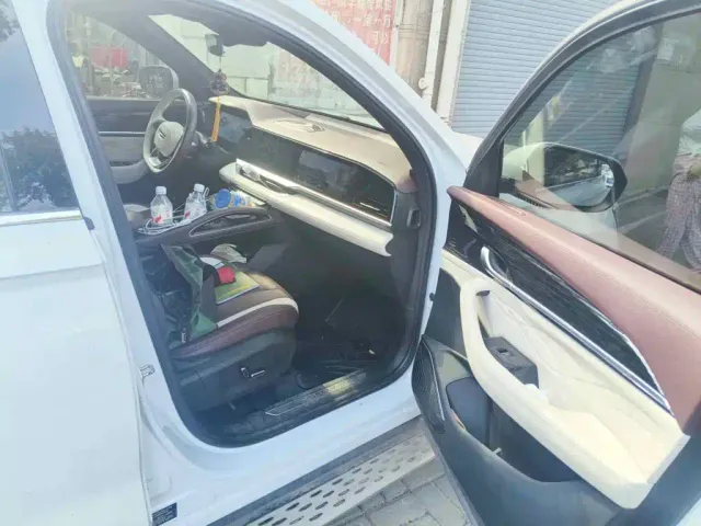 Geely Xingyue L — Фото автомобиля 10
