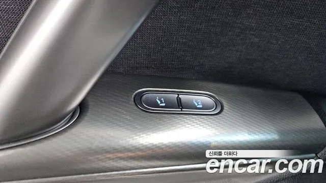 Genesis GV60 — Фото автомобиля 23