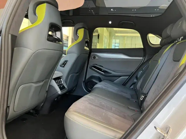 BYD Song L EV — Фото автомобиля 11