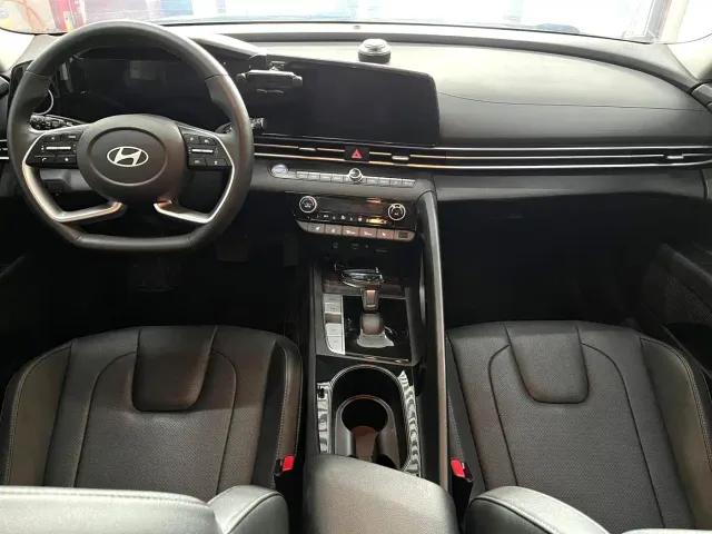 Hyundai Elantra — Фото автомобиля 7