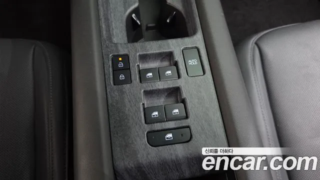 Hyundai Ioniq 6 — Фото автомобиля 12