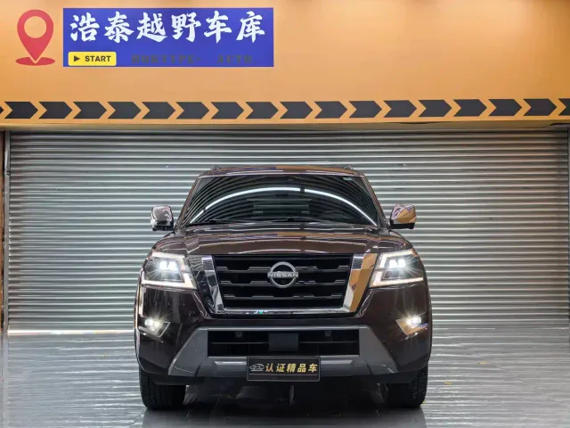 Nissan Patrol — Фото автомобиля 2