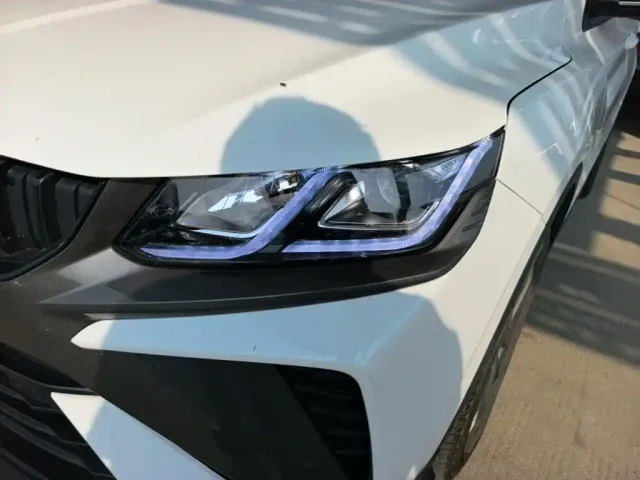 Geely Binyue — Фото автомобиля 23