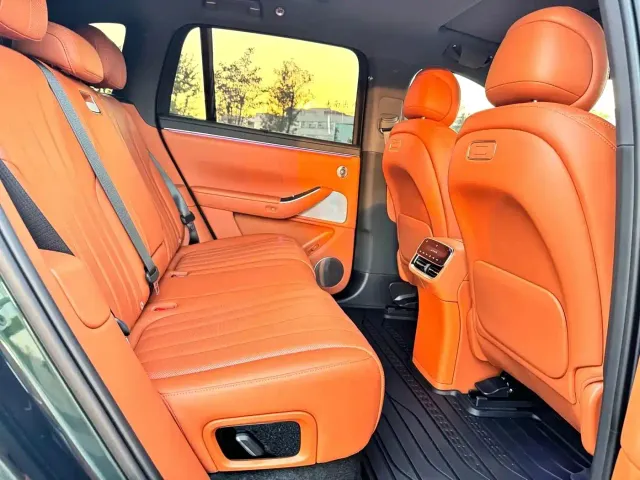 Aito M7 — Фото автомобиля 5