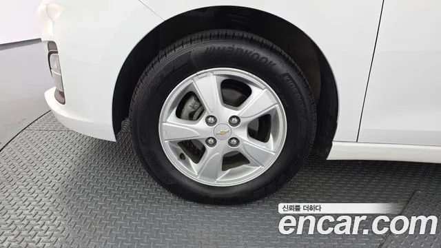 Chevrolet Spark — Фото автомобиля 5