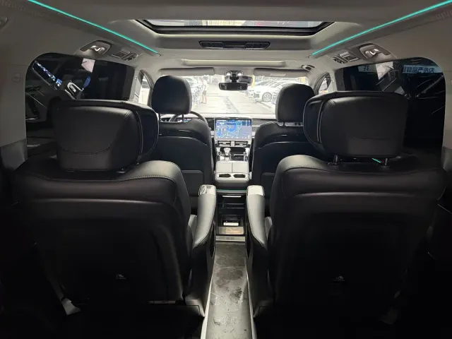 GAC Trumpchi M8 — Фото автомобиля 20
