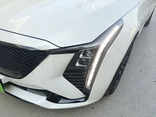 Cadillac CT5 — Фото автомобиля 23