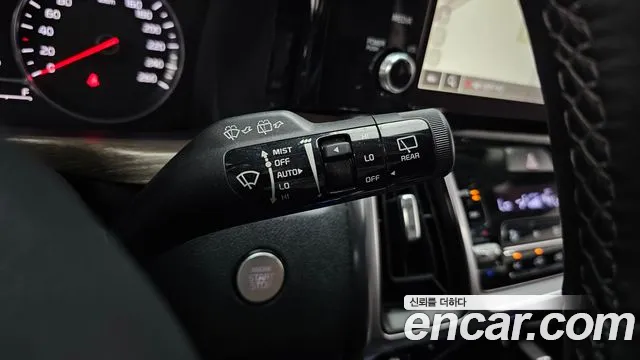 Kia Sorento Sorento 4-е поколение Бензин 2.5T 2WD — Фото автомобиля 26