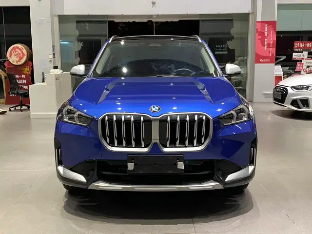 BMW X1 — Фото автомобиля 2