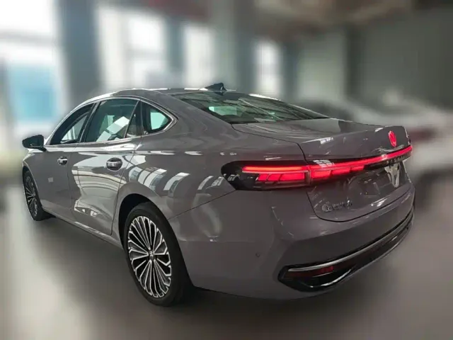 Volkswagen Passat — Фото автомобиля 6
