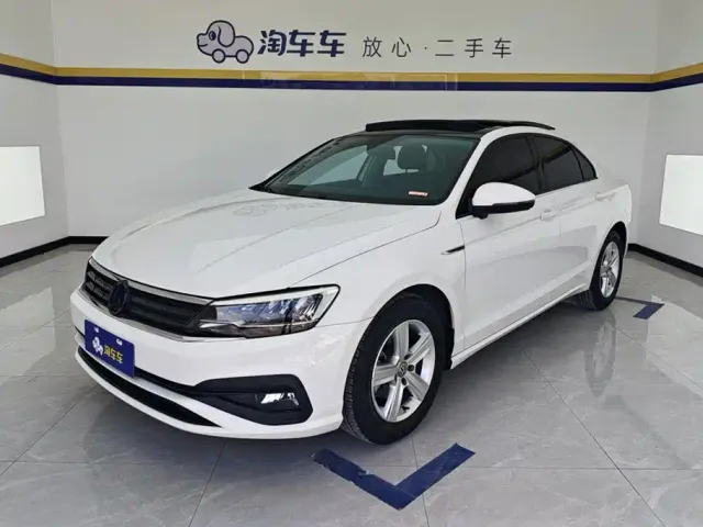 Фотография автомобиля — Volkswagen Lamando