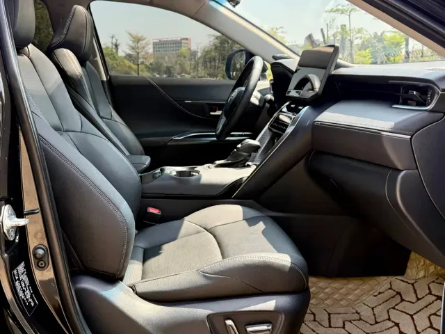 Toyota Venza — Фото автомобиля 12
