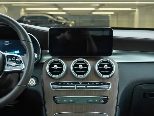 Mercedes-Benz Mercedes-Benz GLC 2021 GLC 300 L 4MATIC Sporty — Фото автомобиля 16