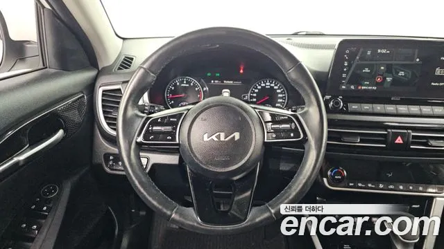 Kia Seltos Seltos Бензин 1.6 турбо 2WD — Фото автомобиля 14