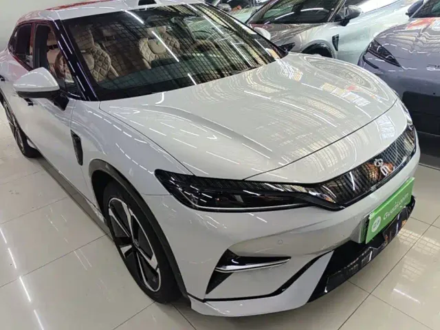 BYD Song L EV — Фото автомобиля 3