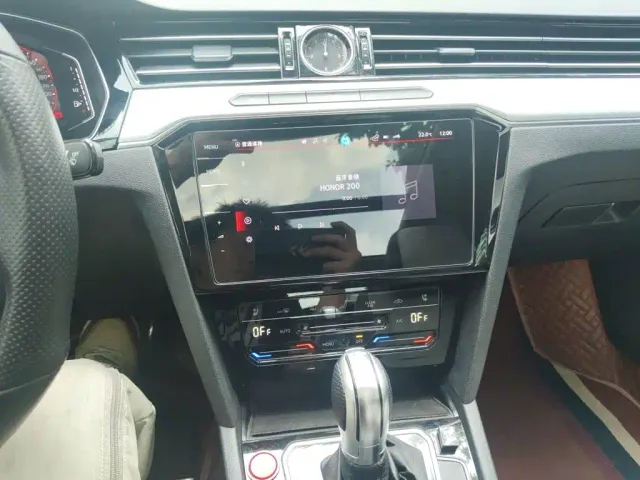 Volkswagen Tiguan L — Фото автомобиля 14