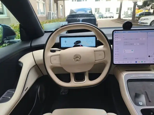 Nio ET5 Touring — Фото автомобиля 10