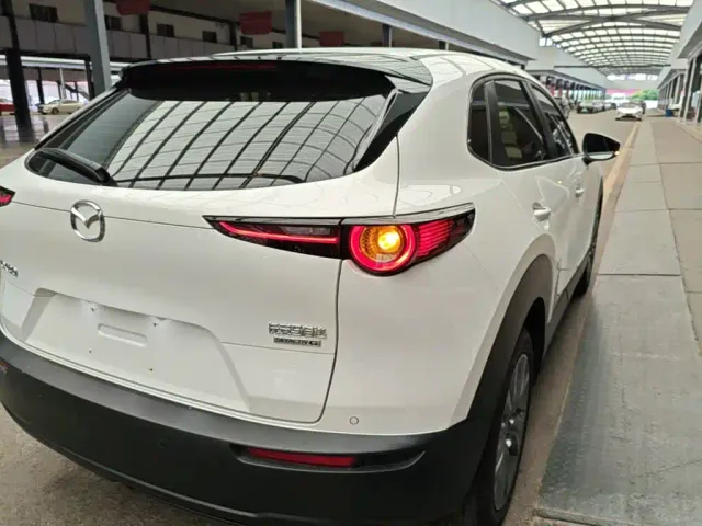 Mazda CX-30 — Фото автомобиля 7