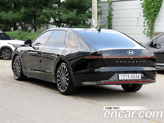 Hyundai Grandeur — Фото автомобиля 3