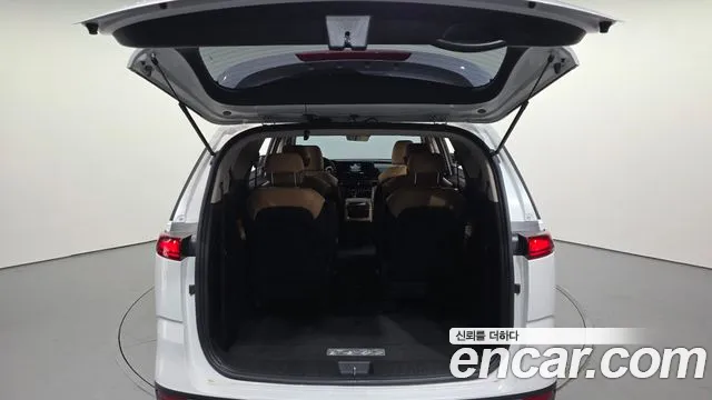 Kia Canival Carnival 4 поколение Дизель 9 мест Prestige — Фото автомобиля 20