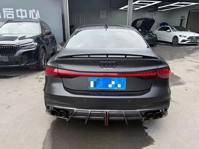 Audi Audi A7L 2024 45 TFSI quattro S-line Black Warrior Edition — Фото автомобиля 8
