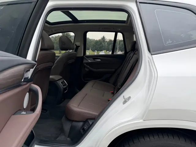 BMW X3 — Фото автомобиля 19