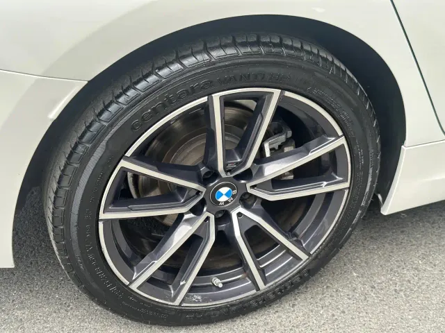 BMW 3 Series — Фото автомобиля 18
