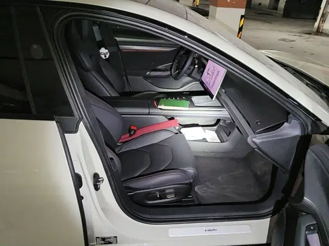 Xiaomi SU7 — Фото автомобиля 13