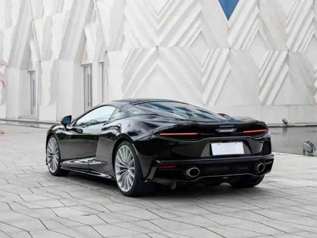 McLaren GT — Фото автомобиля 2