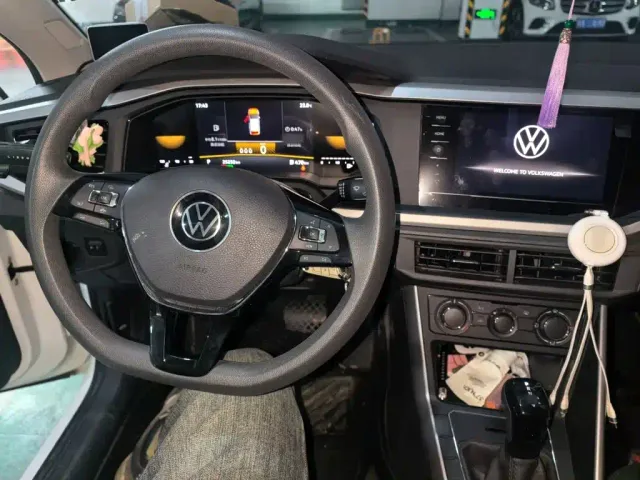Volkswagen Polo — Фото автомобиля 11