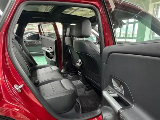 Mercedes-Benz GLA-Class — Фото автомобиля 10