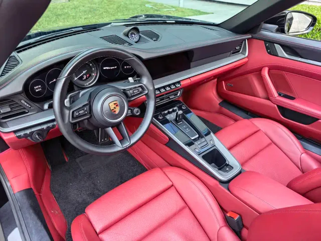 Porsche 911 — Фото автомобиля 12