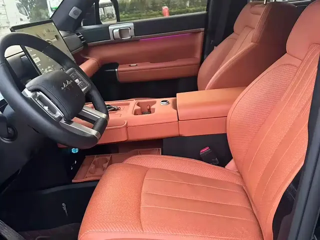 Fang Cheng Bao Titanium 7 2025 AWD Base Model — Фото автомобиля 4
