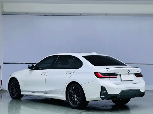 BMW BMW 3 Series 2024 325Li M Sport Shadowline Package — Фото автомобиля 4
