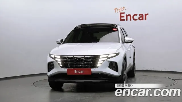Hyundai Tucson Tucson (NX4) Бензин 1.6 турбо 2WD — Фото автомобиля 3