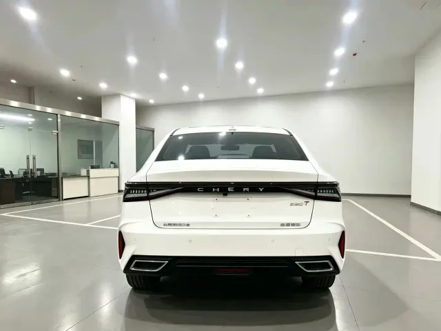 Chery Arrizo 8 — Фото автомобиля 8