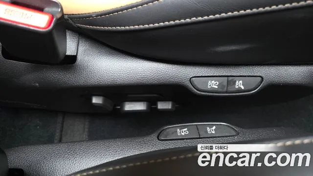Kia Canival Carnival 4 поколение Бензин 7 мест Signature — Фото автомобиля 29