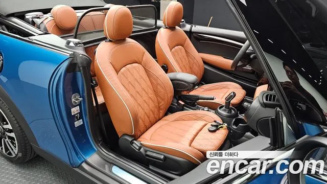 Mini Cooper Convertible — Фото автомобиля 11