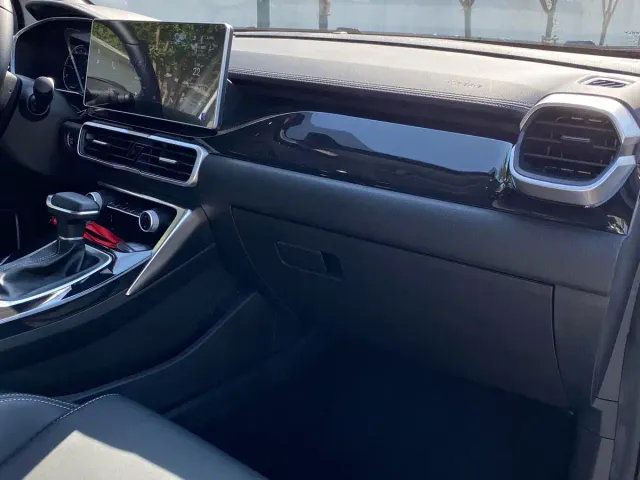Geely Binyue — Фото автомобиля 6