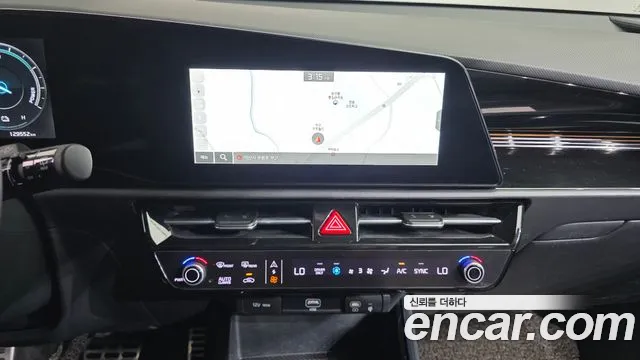 Kia Niro The All New Niro Signature — Фото автомобиля 14
